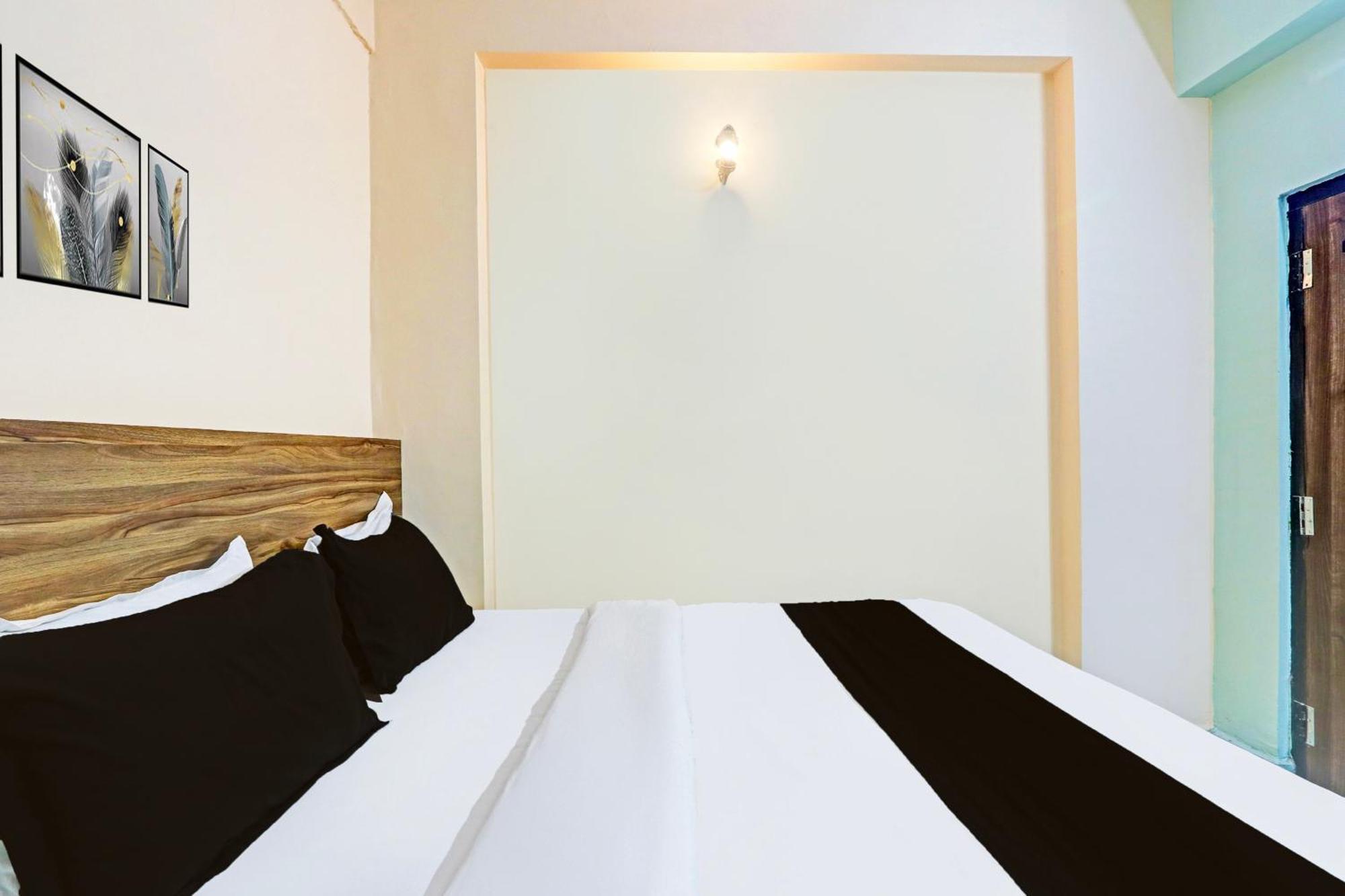 Super Hotel O Karimnagar Екстер'єр фото