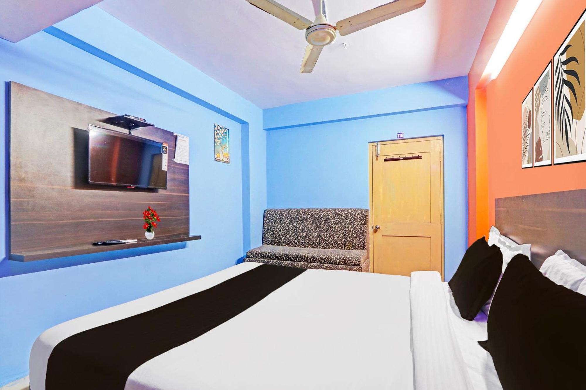Super Hotel O Karimnagar Екстер'єр фото